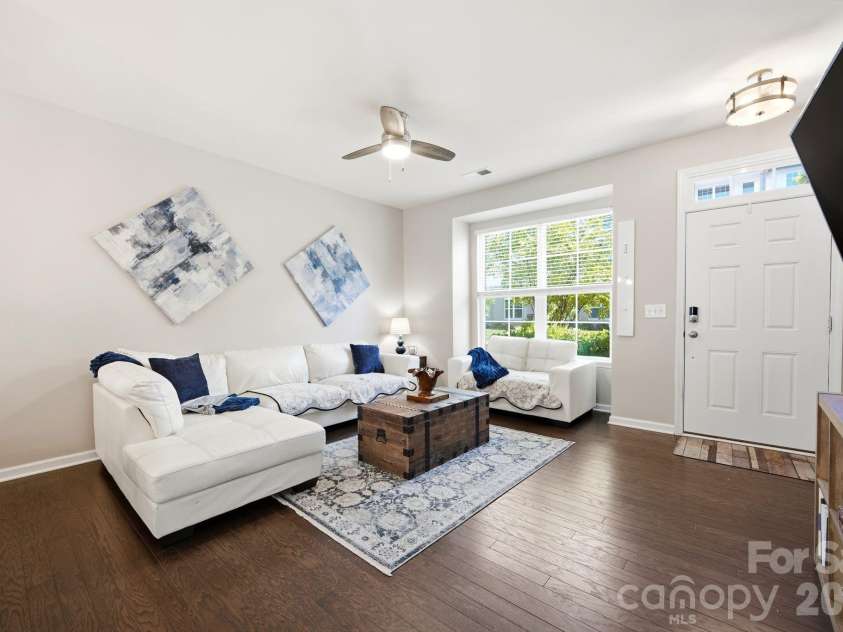 6913 Walnut Branch Lane, Charlotte, NC 28277.  MLS# CAR4380084, YatesRealty ID 22611. 