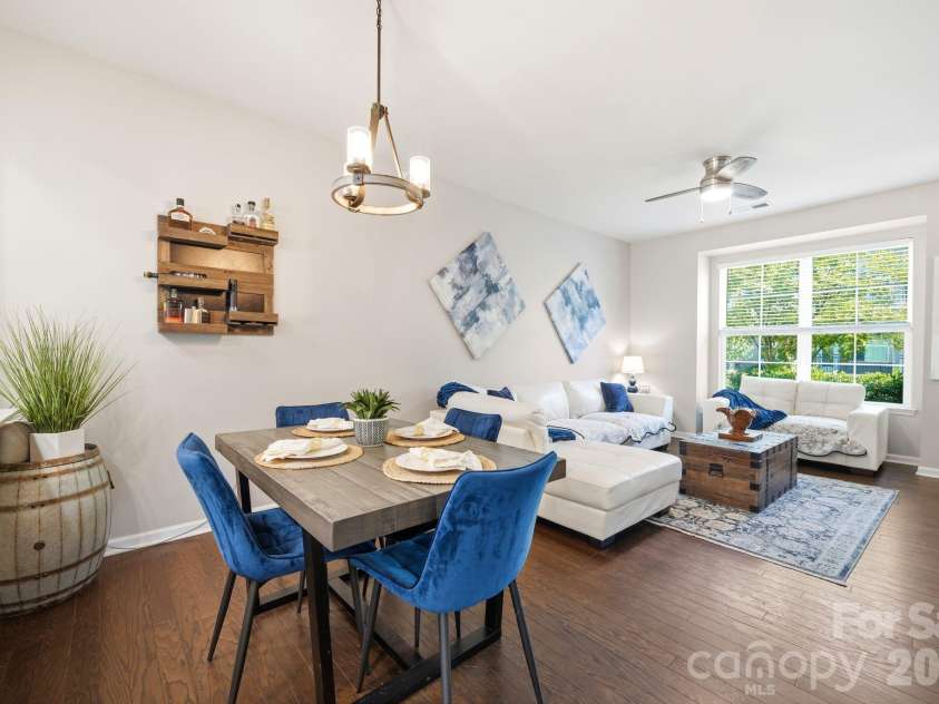 6913 Walnut Branch Lane, Charlotte, NC 28277.  MLS# CAR4380084, YatesRealty ID 22611. 