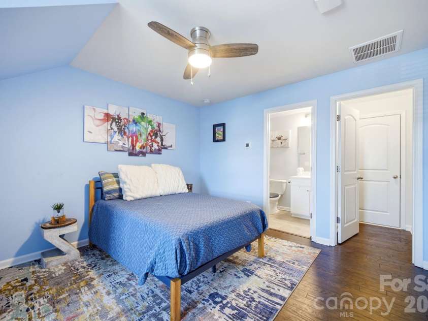 6913 Walnut Branch Lane, Charlotte, NC 28277.  MLS# CAR4380084, YatesRealty ID 22611. 