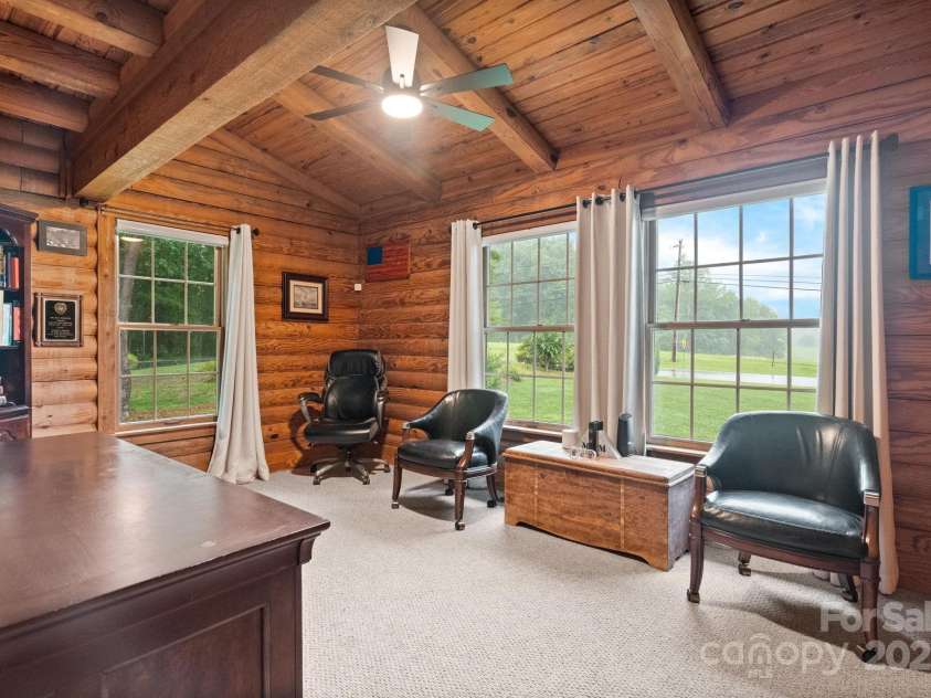 2257 Smith Farm Road, Thomasville, NC 27360.  MLS# CAR4274432, YatesRealty ID 22612. 