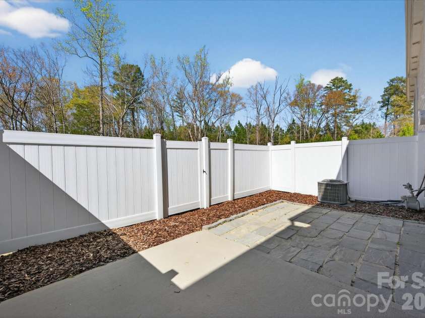 6531 Kinder Lane, Lancaster, SC 29720.  MLS# CAR4380707, YatesRealty ID 22612. 
