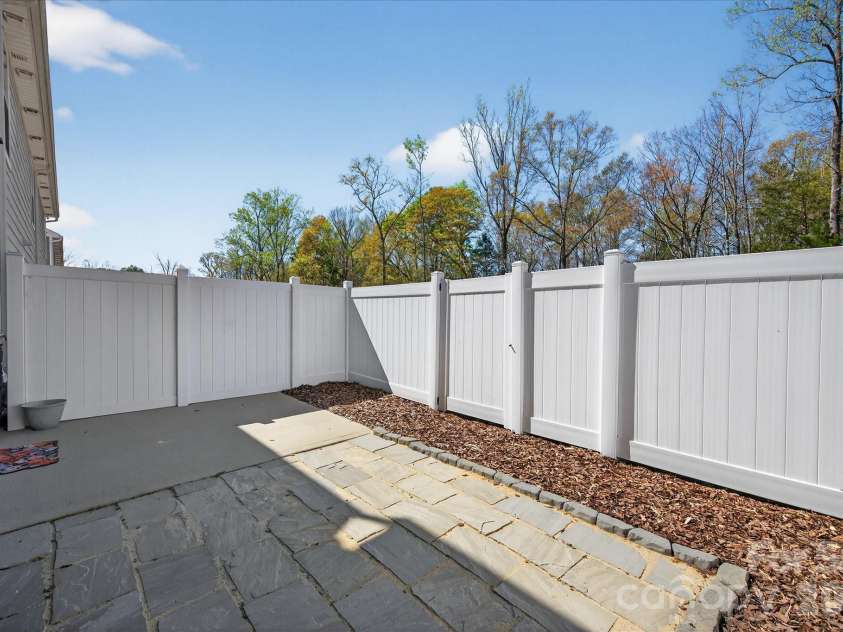 6531 Kinder Lane, Lancaster, SC 29720.  MLS# CAR4380707, YatesRealty ID 22612. 