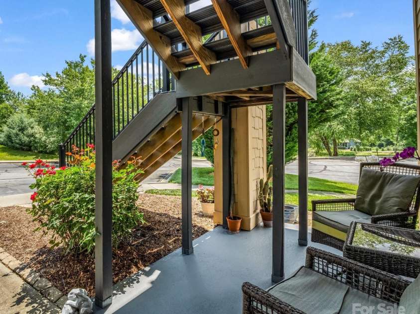 1901 Deermouse Way, Hendersonville, NC 28792.  MLS# CAR4273118, YatesRealty ID 22613. 