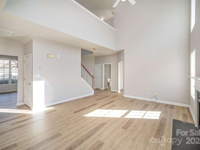 5805 Lindley Crescent Drive, Indian Trail, NC 28079.  MLS# CAR4272486, YatesRealty ID 22614. 