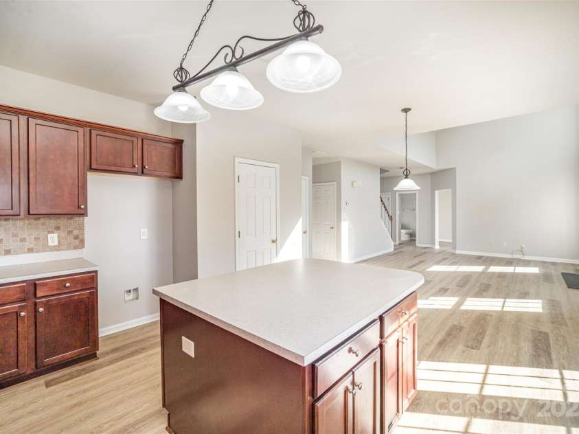 5805 Lindley Crescent Drive, Indian Trail, NC 28079.  MLS# CAR4272486, YatesRealty ID 22614. 