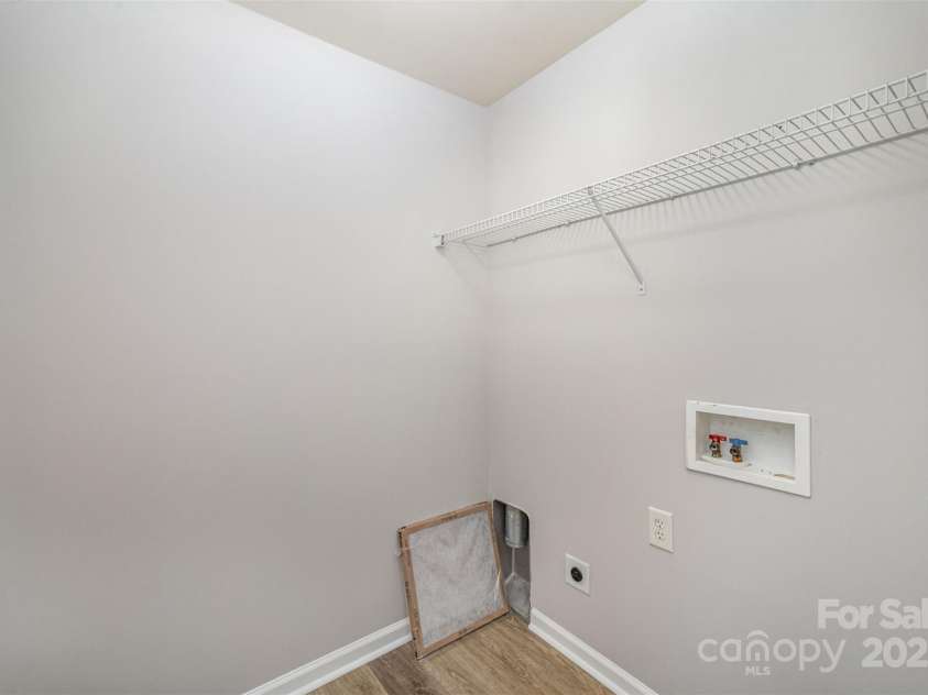 5805 Lindley Crescent Drive, Indian Trail, NC 28079.  MLS# CAR4272486, YatesRealty ID 22614. 