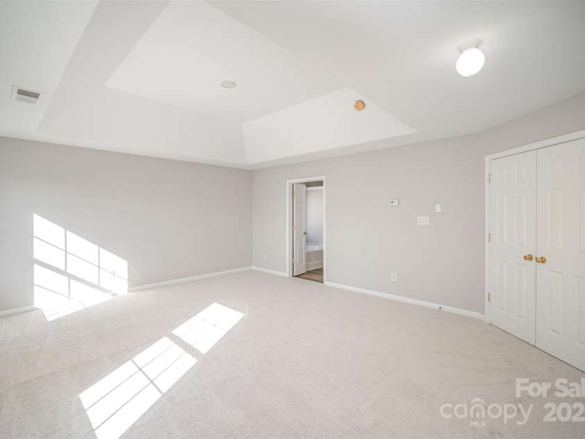 5805 Lindley Crescent Drive, Indian Trail, NC 28079.  MLS# CAR4272486, YatesRealty ID 22614. 