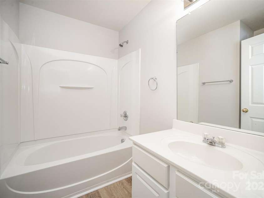 5805 Lindley Crescent Drive, Indian Trail, NC 28079.  MLS# CAR4272486, YatesRealty ID 22614. 