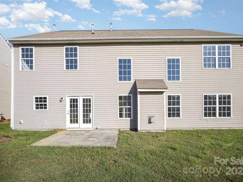 5805 Lindley Crescent Drive, Indian Trail, NC 28079.  MLS# CAR4272486, YatesRealty ID 22614. 