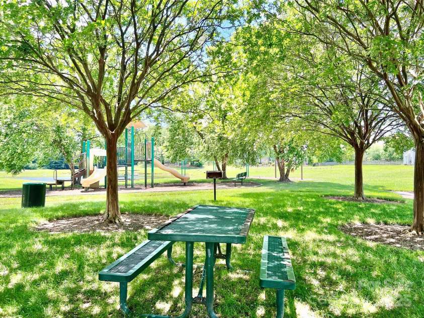 5805 Lindley Crescent Drive, Indian Trail, NC 28079.  MLS# CAR4272486, YatesRealty ID 22614. 