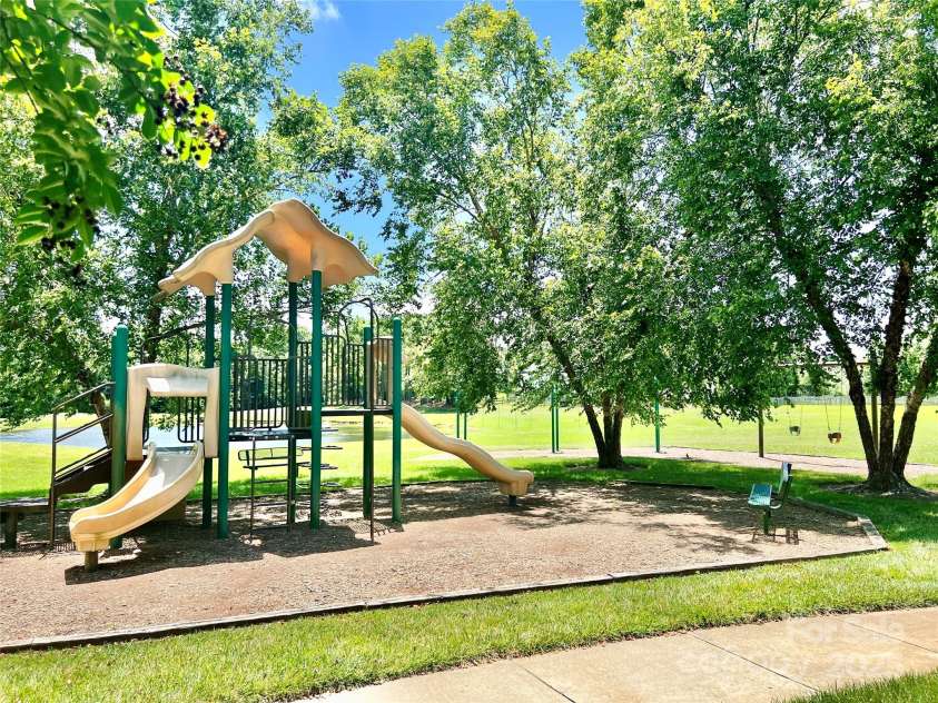 5805 Lindley Crescent Drive, Indian Trail, NC 28079.  MLS# CAR4272486, YatesRealty ID 22614. 