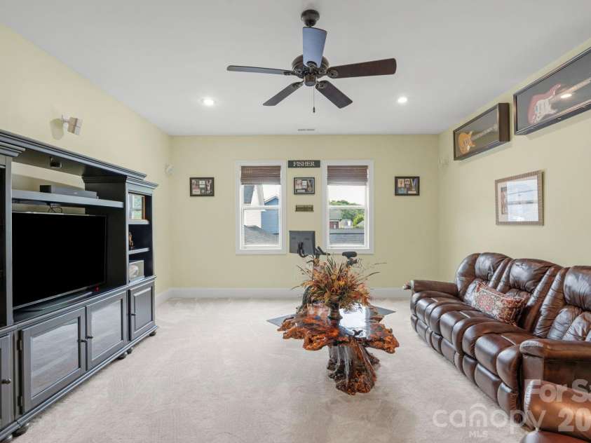 9802 Cotton Stand Road, Charlotte, NC 28277.  MLS# CAR4380806, YatesRealty ID 22614. 