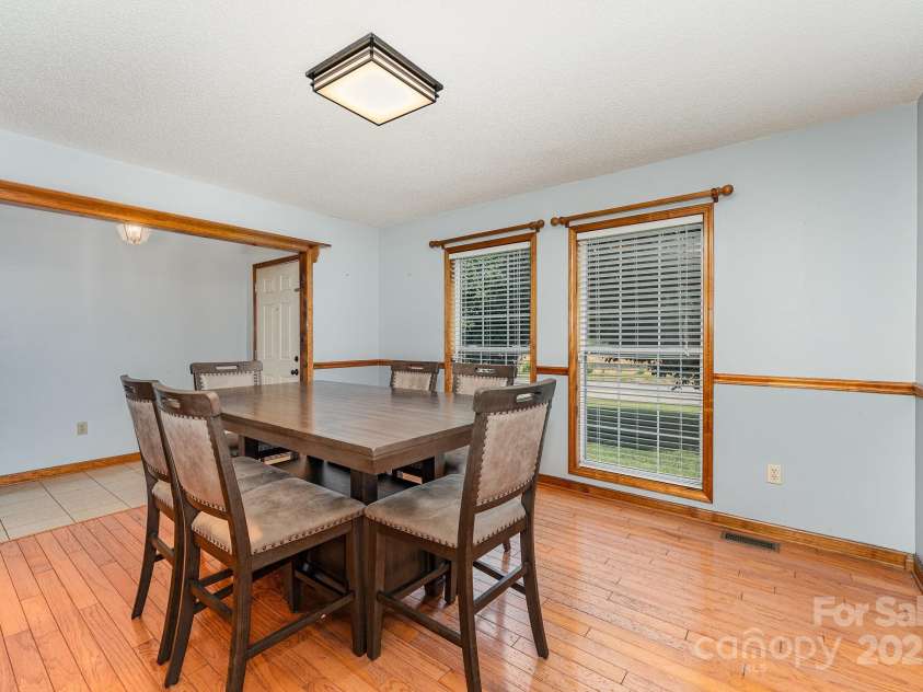 614 Peeler Street, Salisbury, NC 28146.  MLS# CAR4272659, YatesRealty ID 22615. 