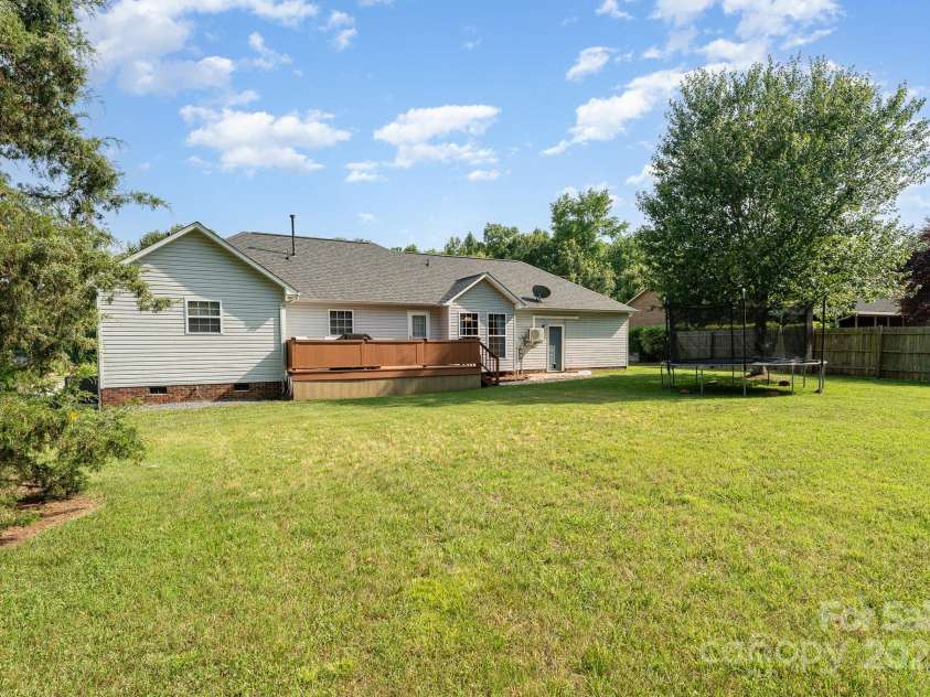 614 Peeler Street, Salisbury, NC 28146.  MLS# CAR4272659, YatesRealty ID 22615. 