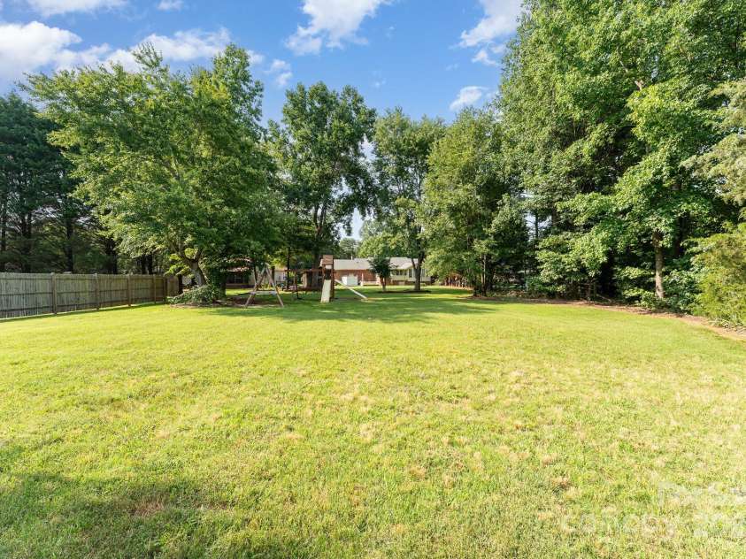 614 Peeler Street, Salisbury, NC 28146.  MLS# CAR4272659, YatesRealty ID 22615. 