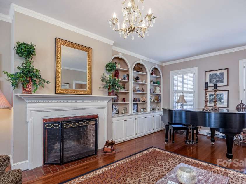 211 Liberty Street, Winnsboro, SC 29180.  MLS# CAR4235636, YatesRealty ID 22618. 
