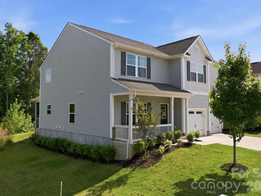 133 Parkmont Drive, Troutman, NC 28166.  MLS# CAR4381448, YatesRealty ID 22619. 
