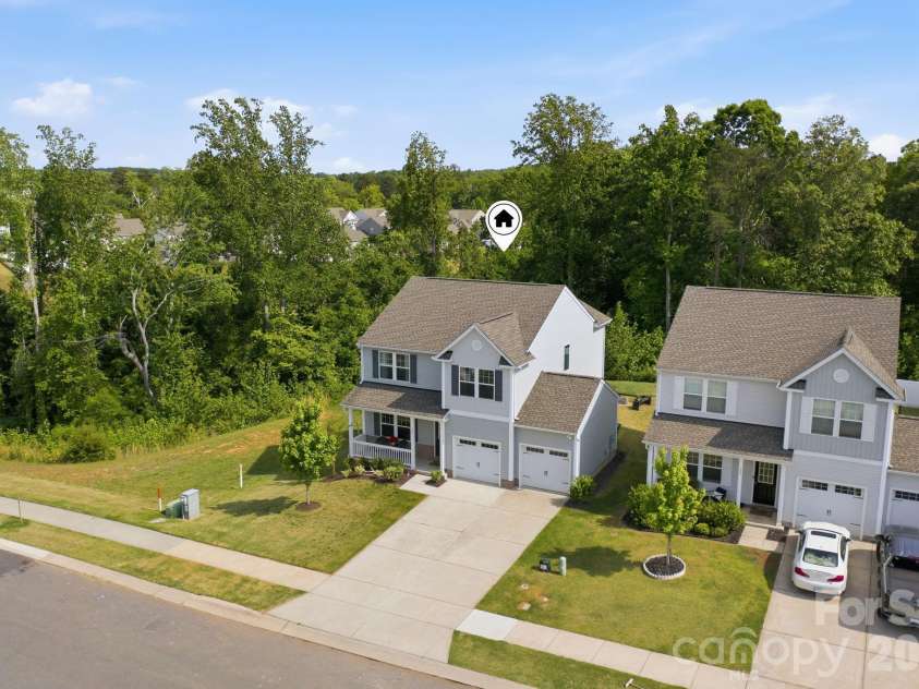 133 Parkmont Drive, Troutman, NC 28166.  MLS# CAR4381448, YatesRealty ID 22619. 