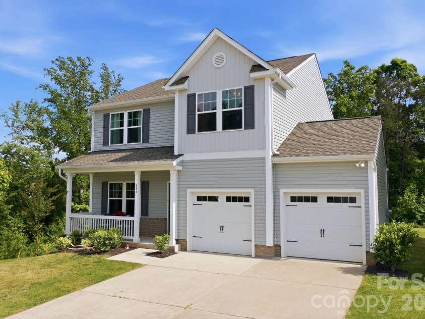 133 Parkmont Drive, Troutman, NC 28166.  MLS# CAR4381448, YatesRealty ID 22619. 
