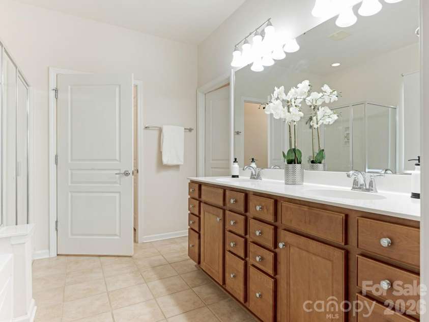 7057 Shenandoah Drive, Fort Mill, SC 29707.  MLS# CAR4274329, YatesRealty ID 2262. 