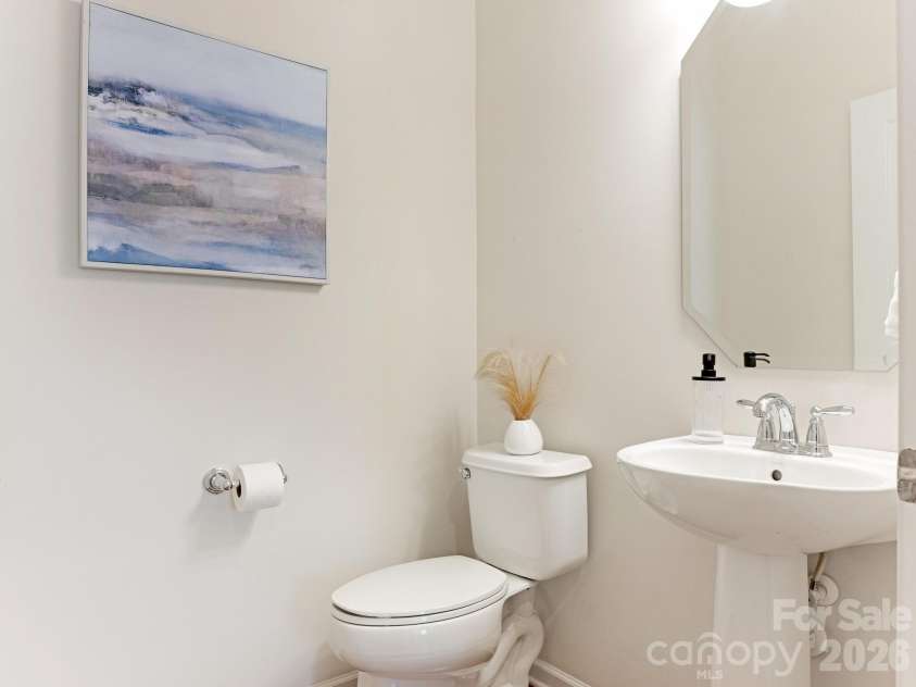 7057 Shenandoah Drive, Fort Mill, SC 29707.  MLS# CAR4274329, YatesRealty ID 2262. 