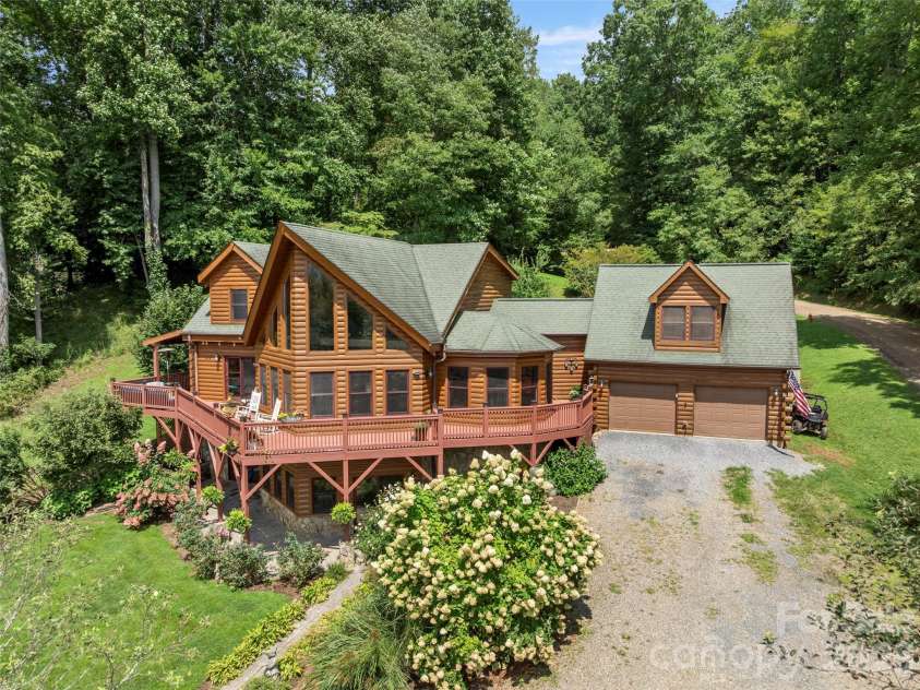 64 Cradling Cove, Waynesville, NC 28785.  MLS# CAR4381938, YatesRealty ID 22620. 