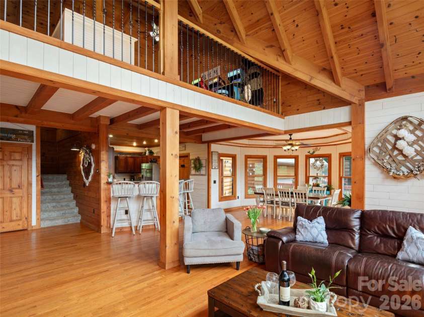 64 Cradling Cove, Waynesville, NC 28785.  MLS# CAR4381938, YatesRealty ID 22620. 