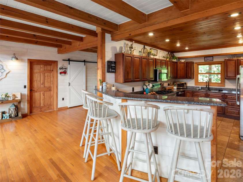 64 Cradling Cove, Waynesville, NC 28785.  MLS# CAR4381938, YatesRealty ID 22620. 