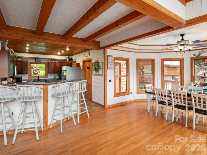 64 Cradling Cove, Waynesville, NC 28785.  MLS# CAR4381938, YatesRealty ID 22620. 