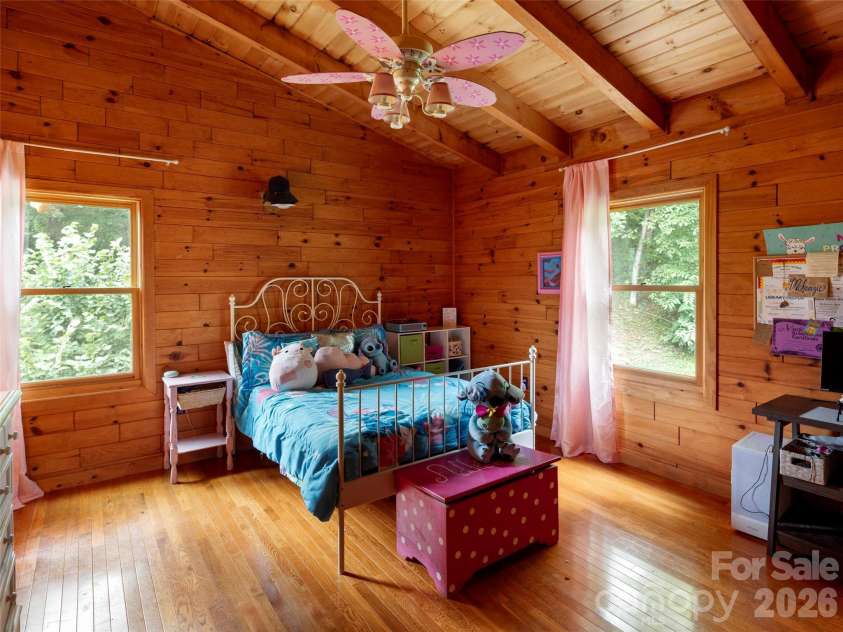 64 Cradling Cove, Waynesville, NC 28785.  MLS# CAR4381938, YatesRealty ID 22620. 