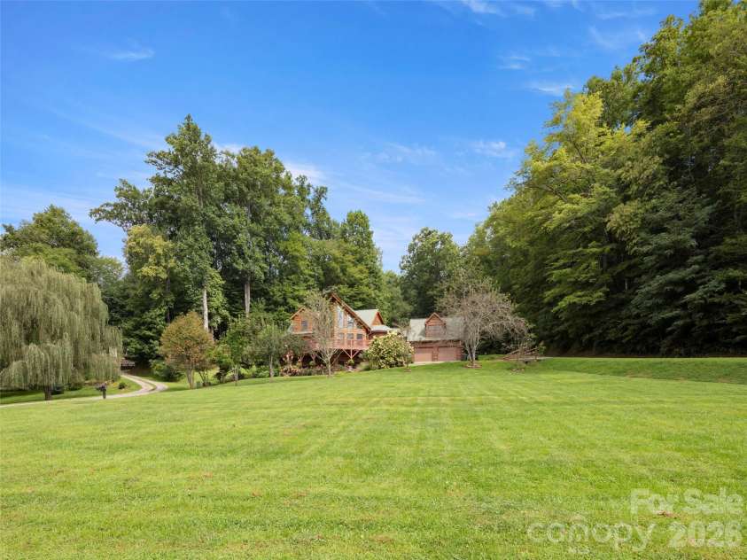 64 Cradling Cove, Waynesville, NC 28785.  MLS# CAR4381938, YatesRealty ID 22620. 