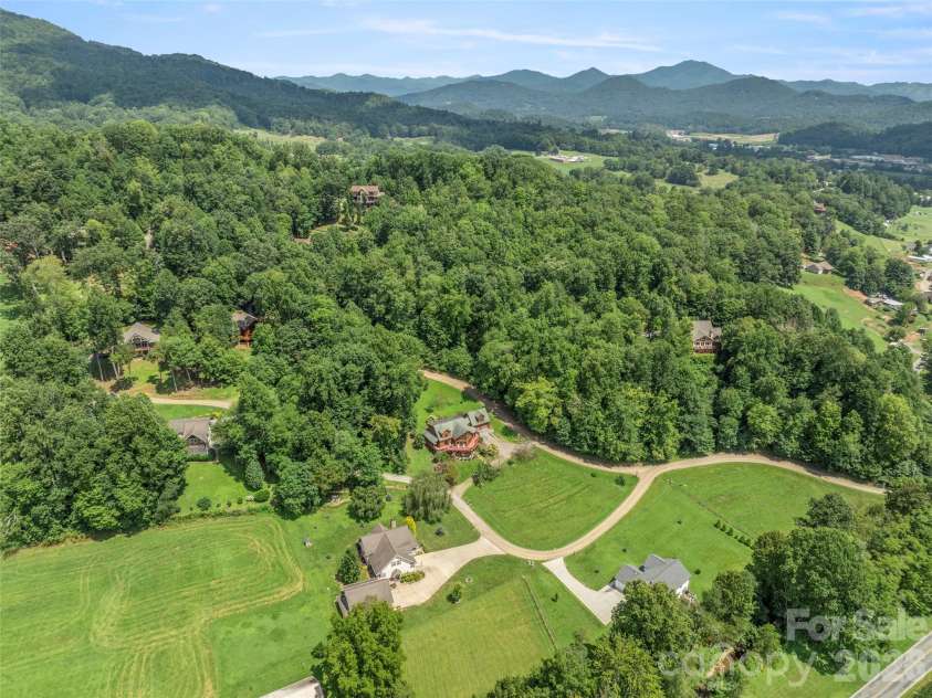 64 Cradling Cove, Waynesville, NC 28785.  MLS# CAR4381938, YatesRealty ID 22620. 