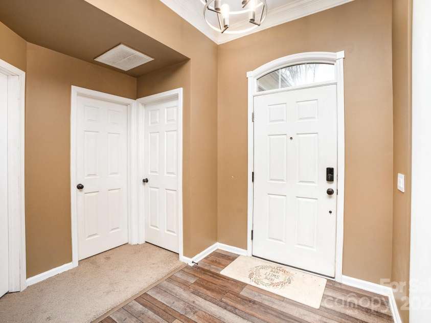 147 Gabriel Drive, Mooresville, NC 28115.  MLS# CAR4241745, YatesRealty ID 22621. 