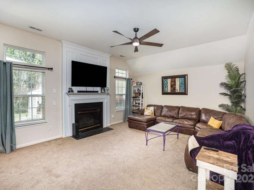 147 Gabriel Drive, Mooresville, NC 28115.  MLS# CAR4241745, YatesRealty ID 22621. 