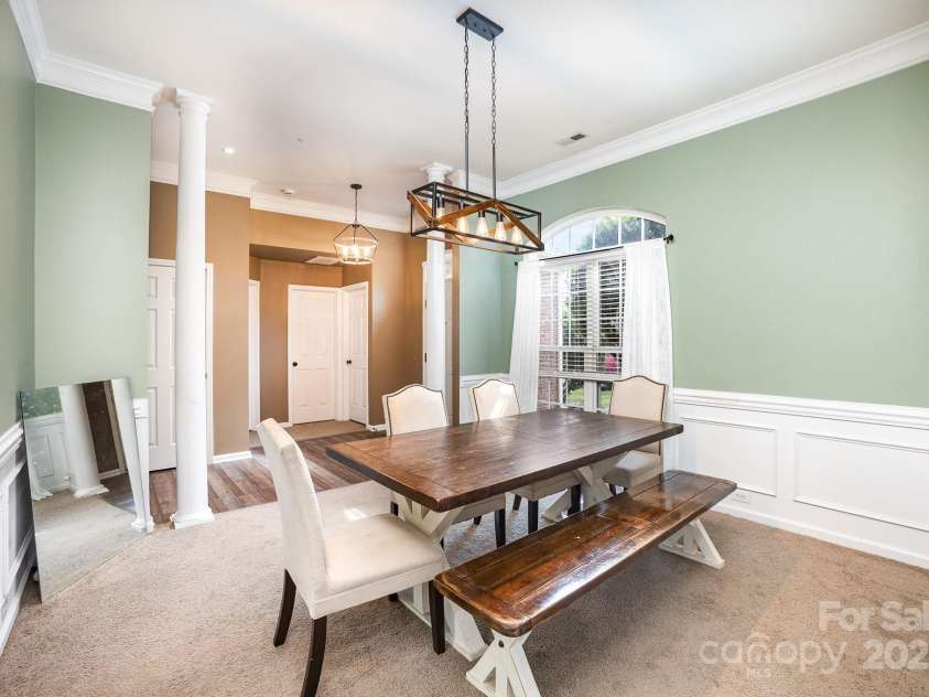 147 Gabriel Drive, Mooresville, NC 28115.  MLS# CAR4241745, YatesRealty ID 22621. 