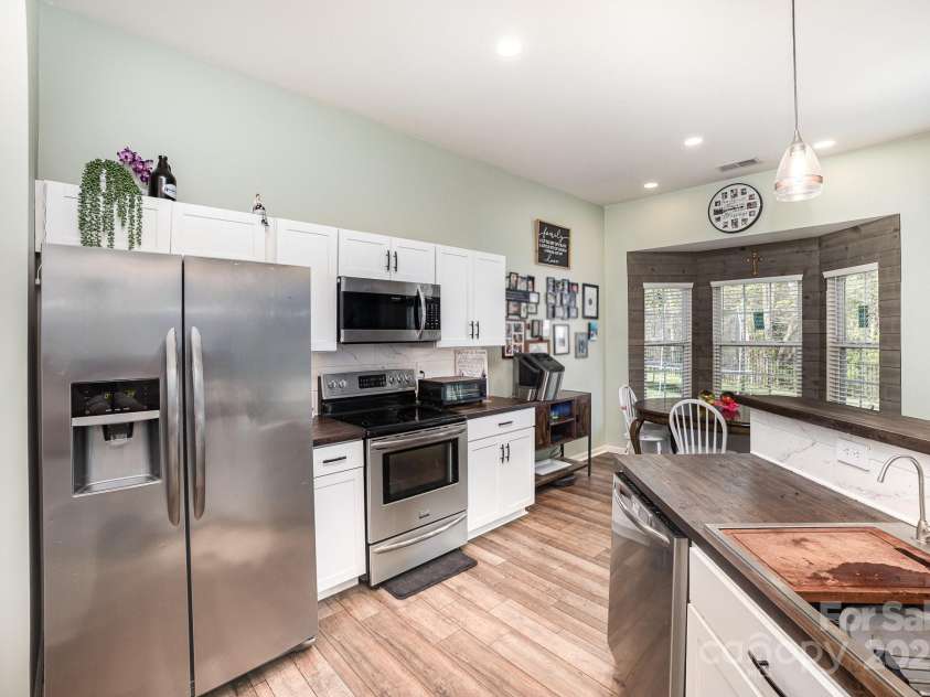147 Gabriel Drive, Mooresville, NC 28115.  MLS# CAR4241745, YatesRealty ID 22621. 