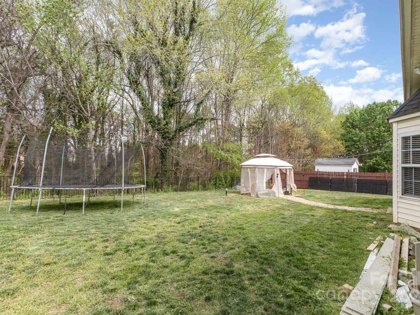 147 Gabriel Drive, Mooresville, NC 28115.  MLS# CAR4241745, YatesRealty ID 22621. 