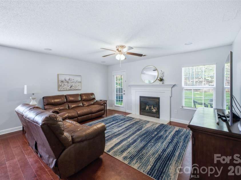 2001 Campfield Court, Waxhaw, NC 28173.  MLS# CAR4381067, YatesRealty ID 22621. 