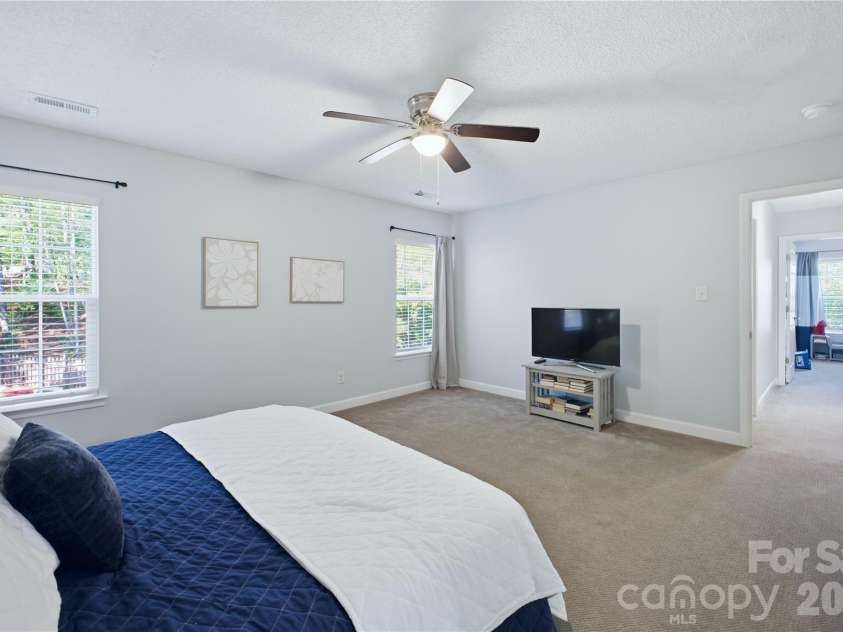2001 Campfield Court, Waxhaw, NC 28173.  MLS# CAR4381067, YatesRealty ID 22621. 