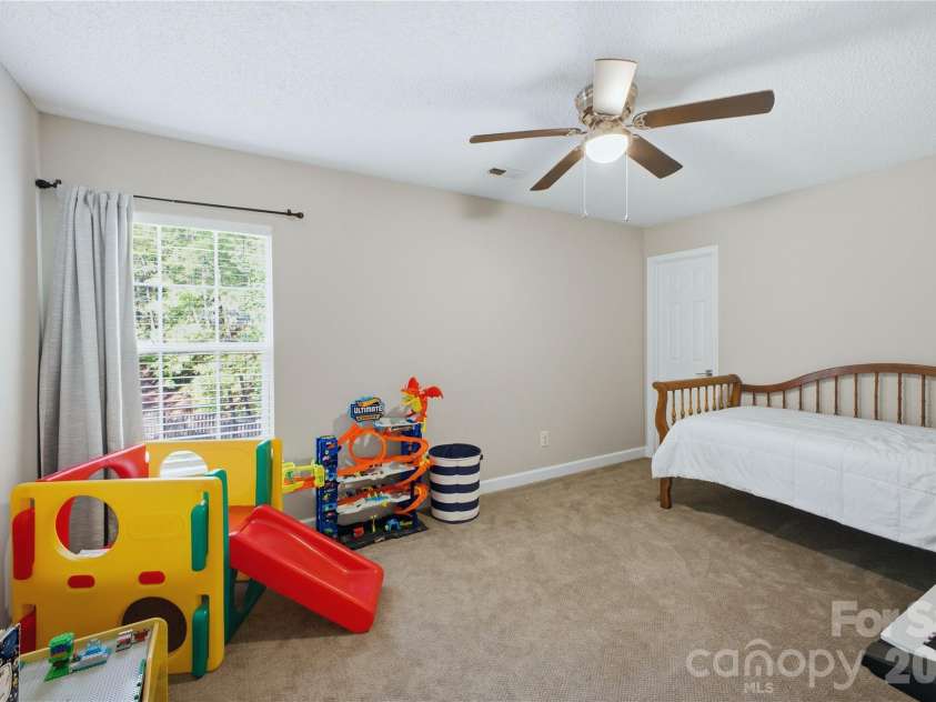 2001 Campfield Court, Waxhaw, NC 28173.  MLS# CAR4381067, YatesRealty ID 22621. 