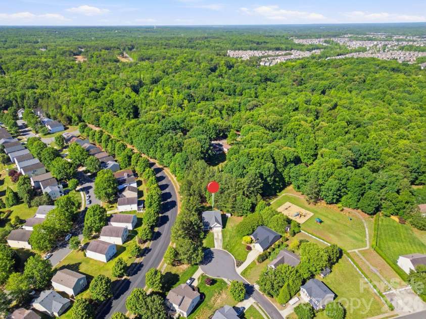 2001 Campfield Court, Waxhaw, NC 28173.  MLS# CAR4381067, YatesRealty ID 22621. 