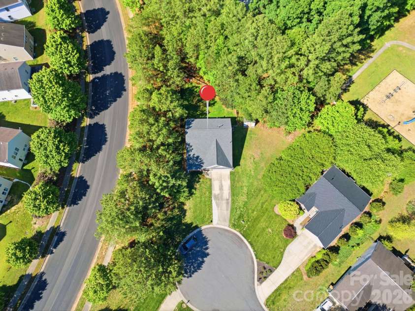 2001 Campfield Court, Waxhaw, NC 28173.  MLS# CAR4381067, YatesRealty ID 22621. 
