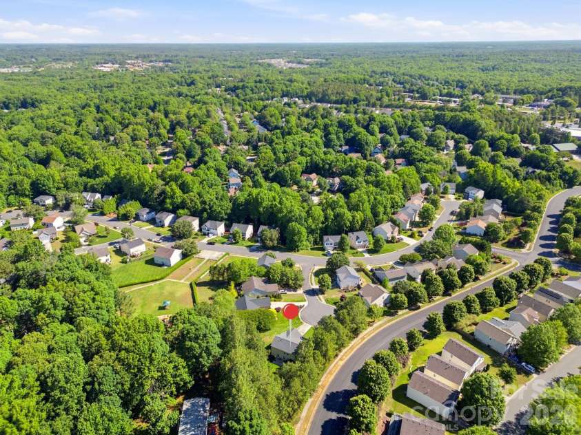2001 Campfield Court, Waxhaw, NC 28173.  MLS# CAR4381067, YatesRealty ID 22621. 