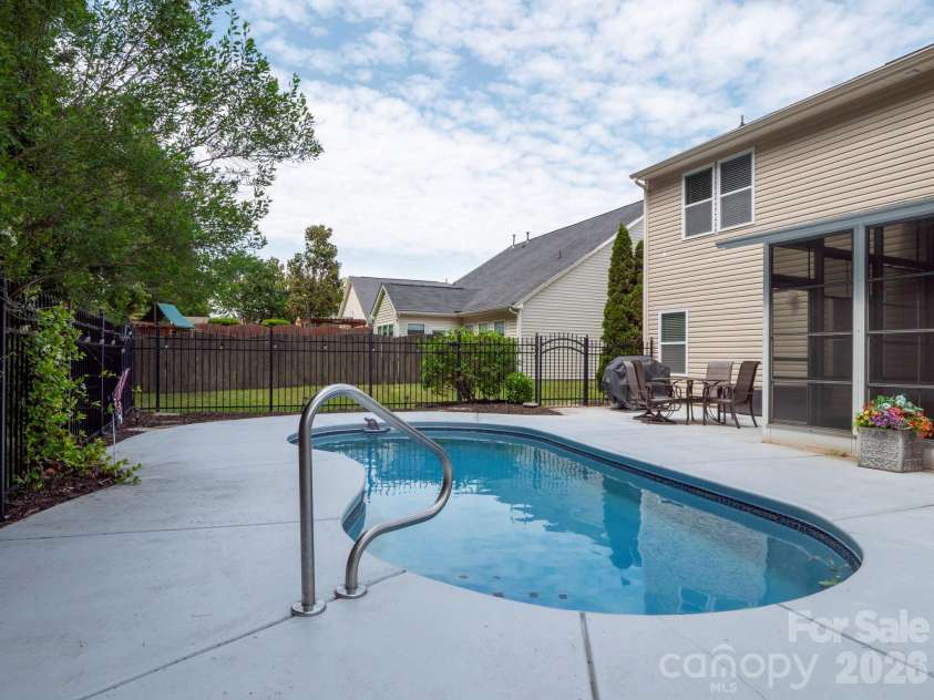 1101 Jasmine Drive, Fort Mill, SC 29707.  MLS# CAR4381607, YatesRealty ID 22622. 