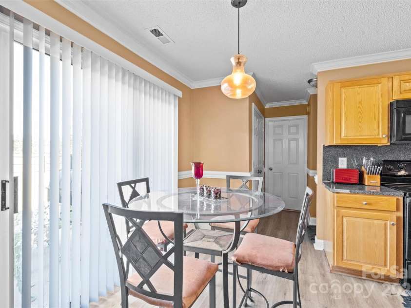 2809 Waycross Drive, Monroe, NC 28110.  MLS# CAR4263079, YatesRealty ID 22622. 