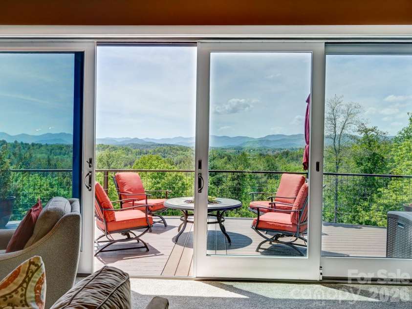 44 Dane Acres Drive, Alexander, NC 28701.  MLS# CAR4368207, YatesRealty ID 22624. 