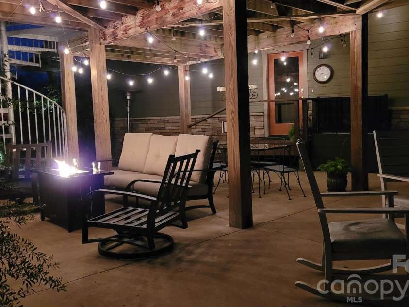 44 Dane Acres Drive, Alexander, NC 28701.  MLS# CAR4368207, YatesRealty ID 22624. 
