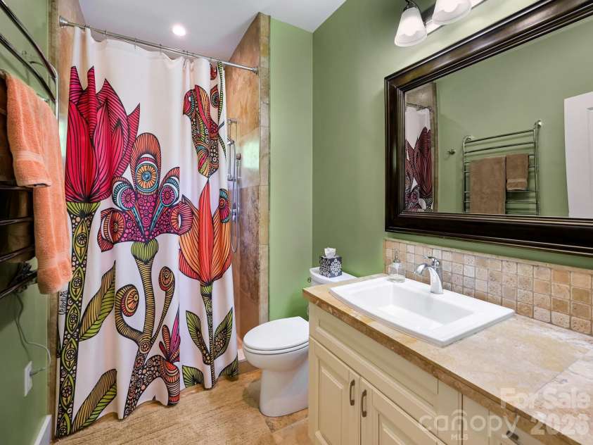 44 Dane Acres Drive, Alexander, NC 28701.  MLS# CAR4368207, YatesRealty ID 22624. Guest bathroom