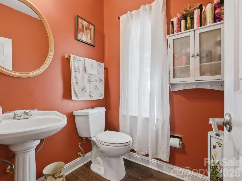 1101 Baldwin Lane, Waxhaw, NC 28173.  MLS# CAR4378491, YatesRealty ID 22625. Half Bath