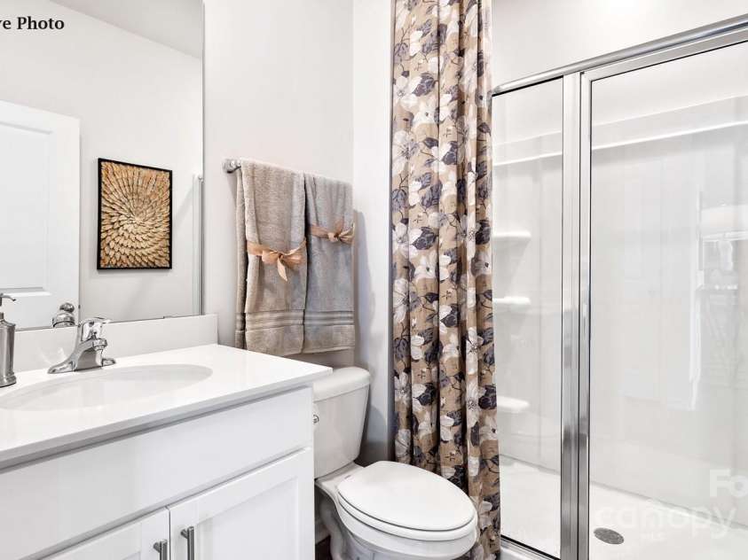 6708 Barcelona Way, Charlotte, NC 28214.  MLS# CAR4271527, YatesRealty ID 22625. 